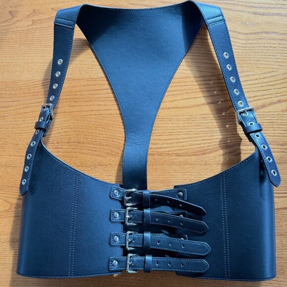M-L Yennefer Waistcoat Harness - Picture 7 of 8